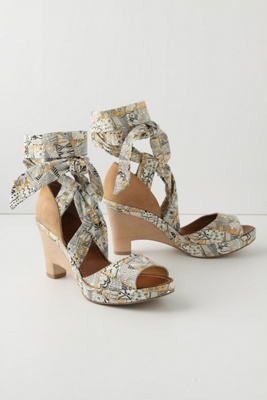 Wrapped Stole Heels