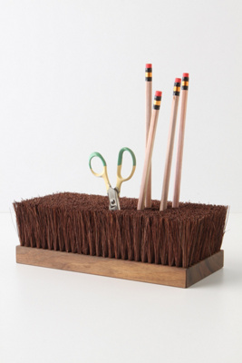 Besom Holder