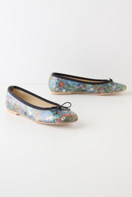 Blooming Folktale Flats