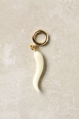 The Collector's Charm, Horn Tusk 