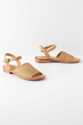 Petite Plait Sandals