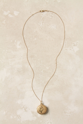 Taille D'Epargne Enamel Locket 