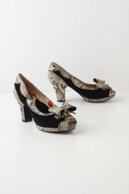 Scale-Scalloped Pumps