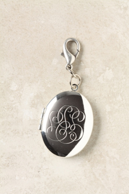 The Collector's Charm, Script Locket