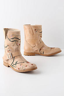 Embroidered Succory Boots