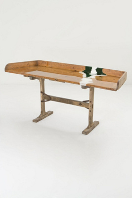 Agota Work Bench