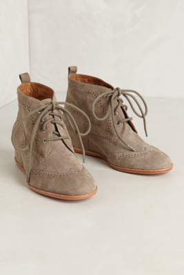 Suede Hidden-Wedge Chukkas