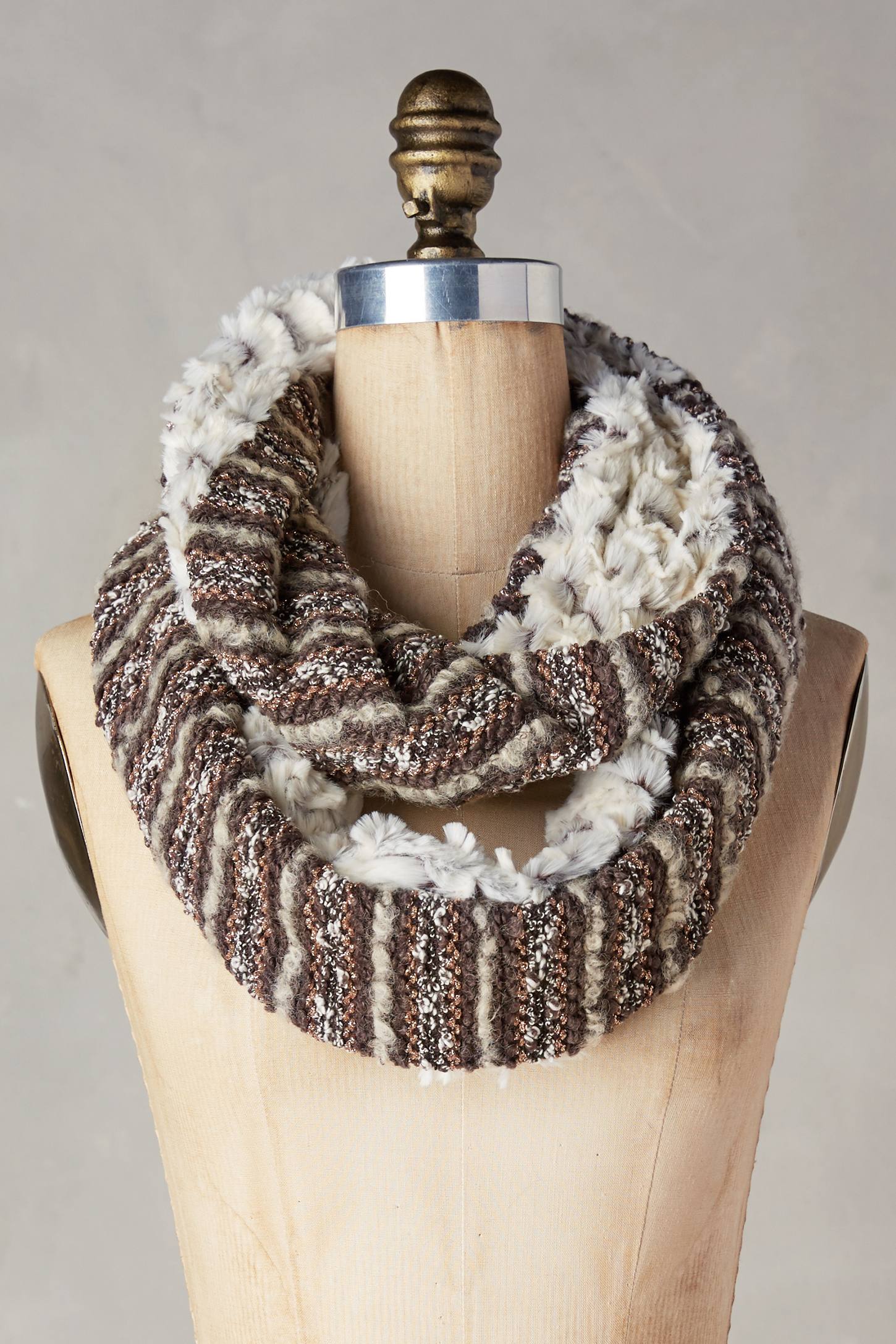 Ausaria Infinity Scarf