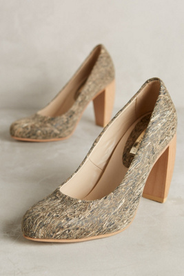 Sydney Brown Curved Heel Pumps