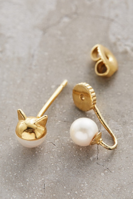 Kitty Capped Pearl Drops