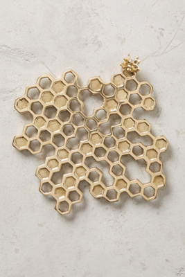 Darling beehive trivet