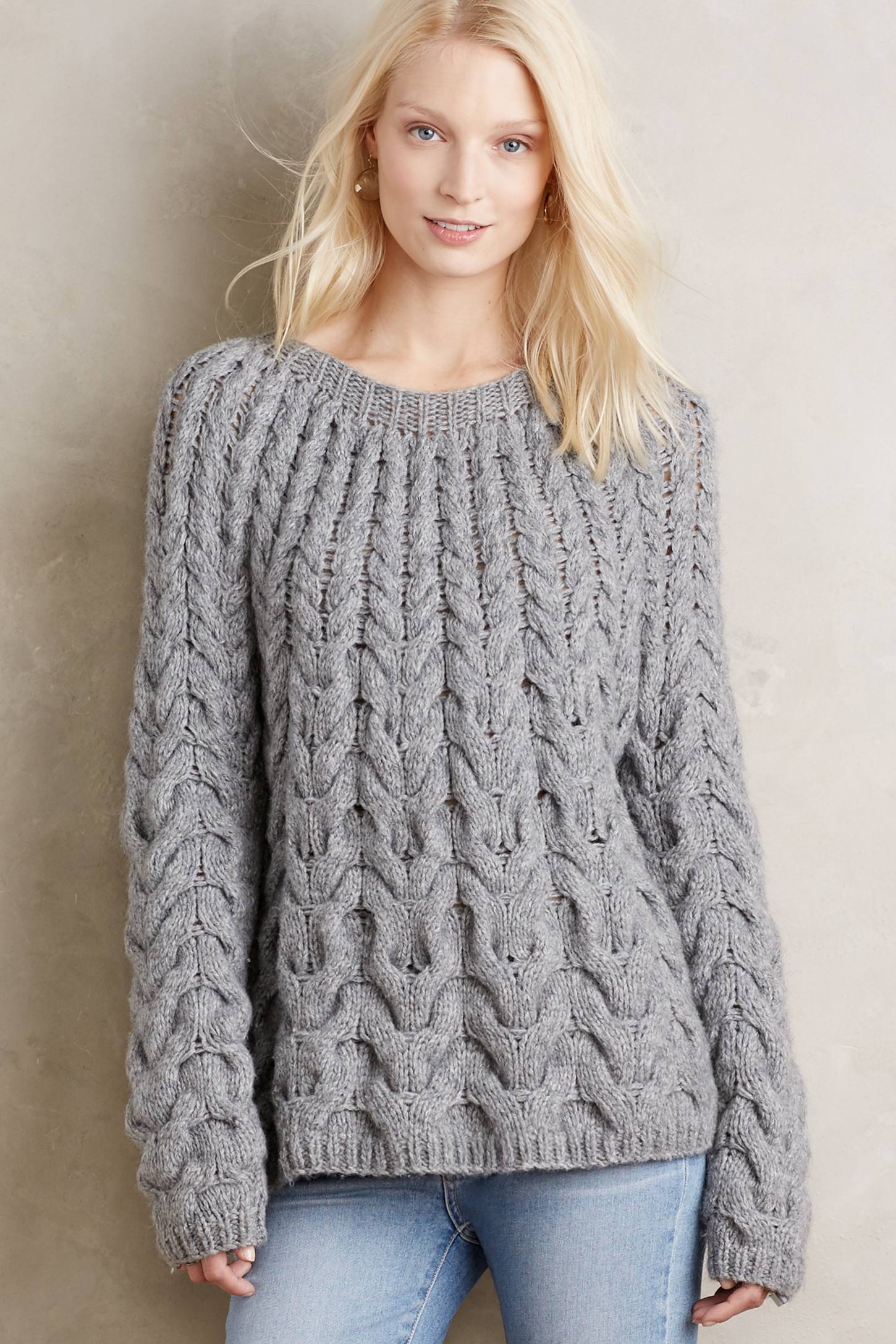 Waved Cables Pullover