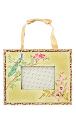 Proud Perch Frame