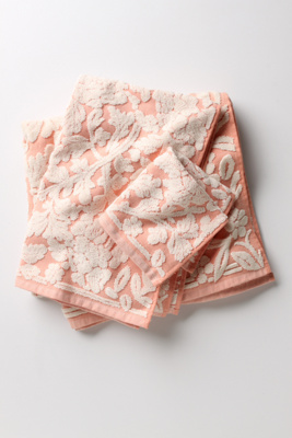 Castle Grounds Bath Towel - 57
