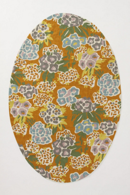 Scattered Corolla Rug, Oval