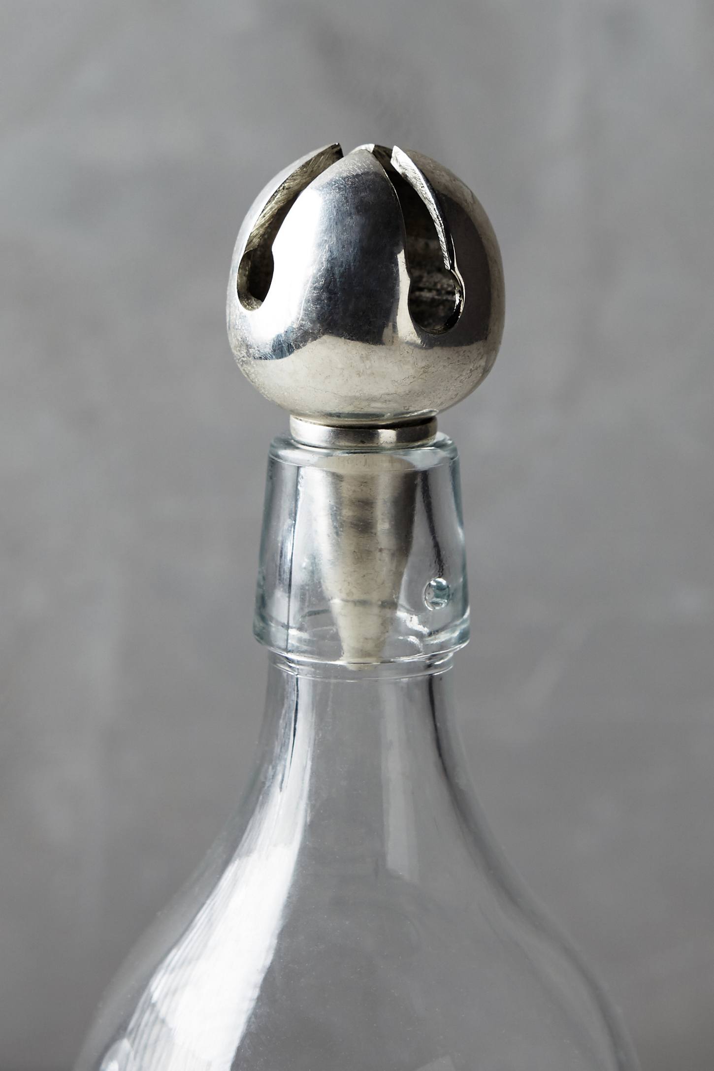 Sleigh Bell Bottlestopper