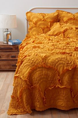 Anthropologie   Rivulets Quilt, Gold  