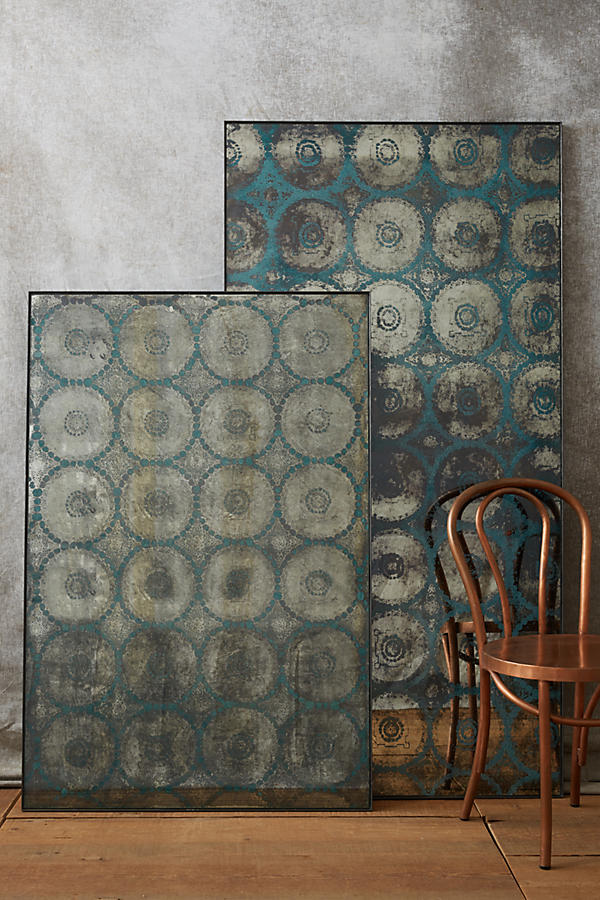 Slide View: 1: Lace Printed Mirror