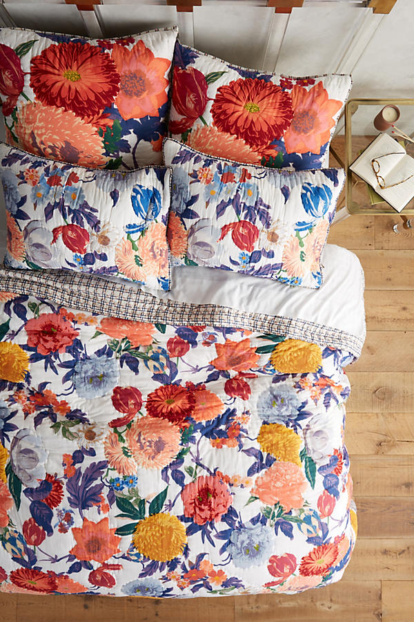 Slide View: 1: Agneta Quilt