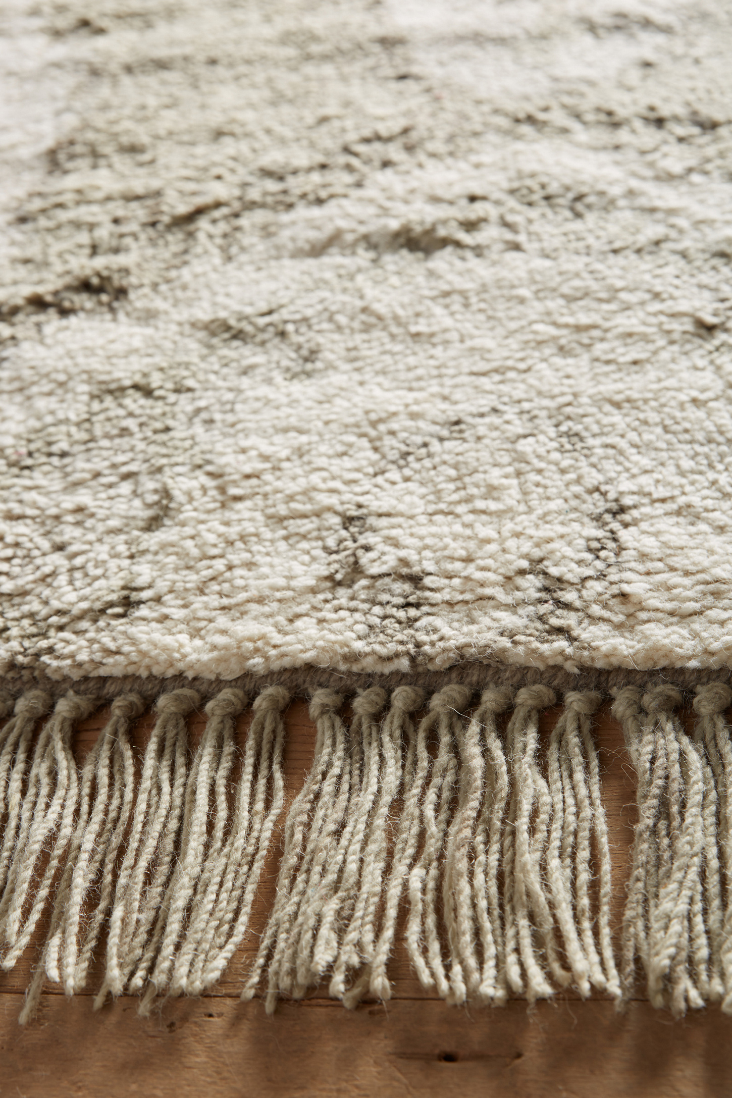 Stretched Ikat Rug Anthropologie