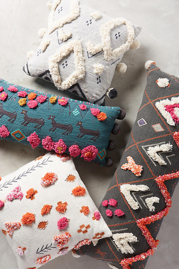 Heradia Pillow
