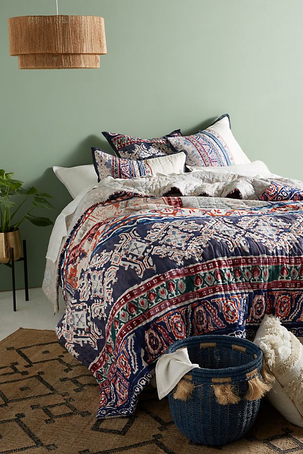 Slide View: 1: Risa Quilt