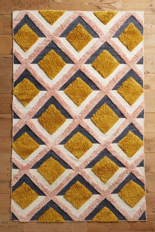 Slide View: 1: Hand-Tufted Trellis Rug