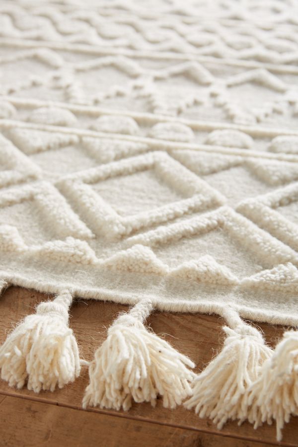 Slide View: 3: Kamala Rug