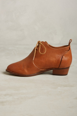 kelsi dagger brooklyn savas oxfords