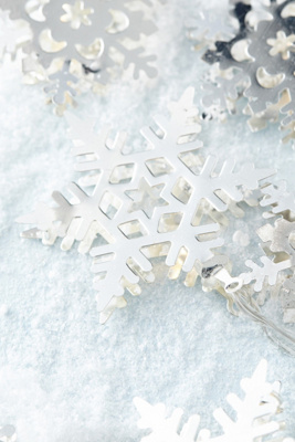 Snowflake string lights anthropologie
