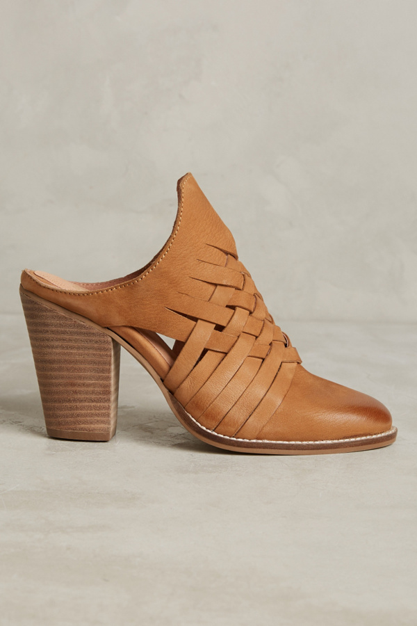 seychelles woven mule