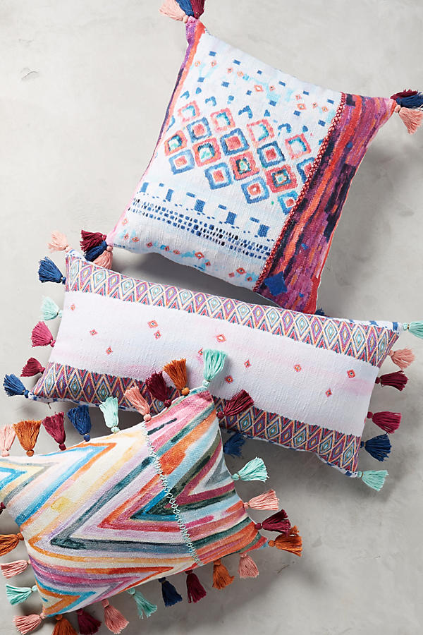 Slide View: 4: Tasseled Medina Pillow