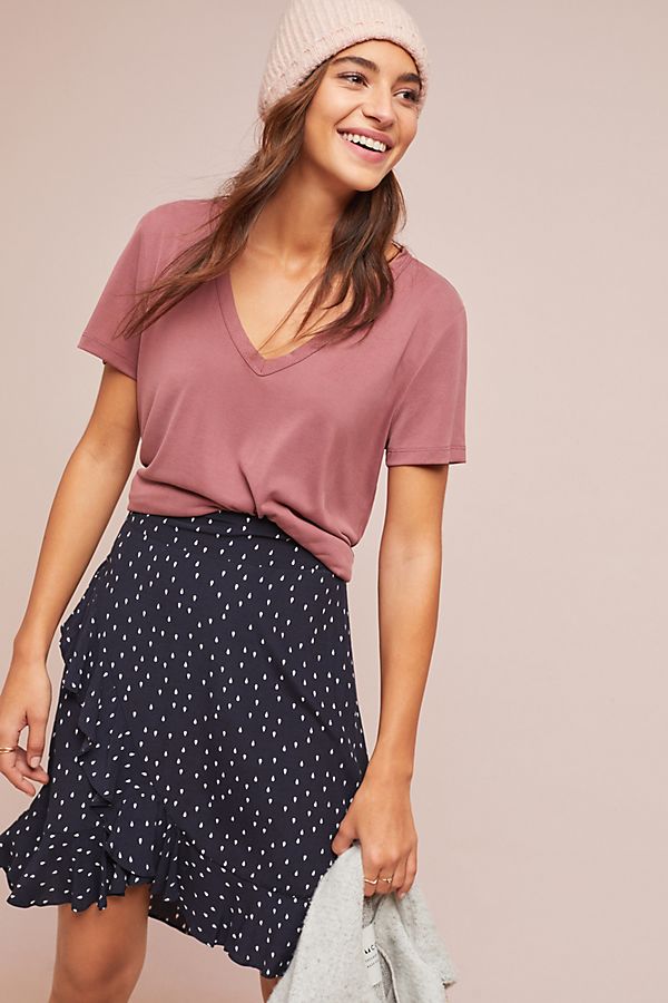 Slide View: 1: Modern V-Neck Tee