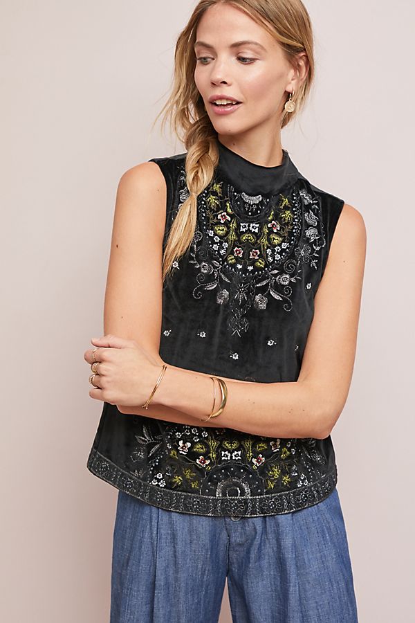 Slide View: 1: Reveillon Velvet Top