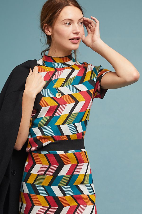 Slide View: 1: Geometric Top
