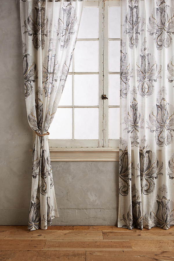 Slide View: 1: May Curtain