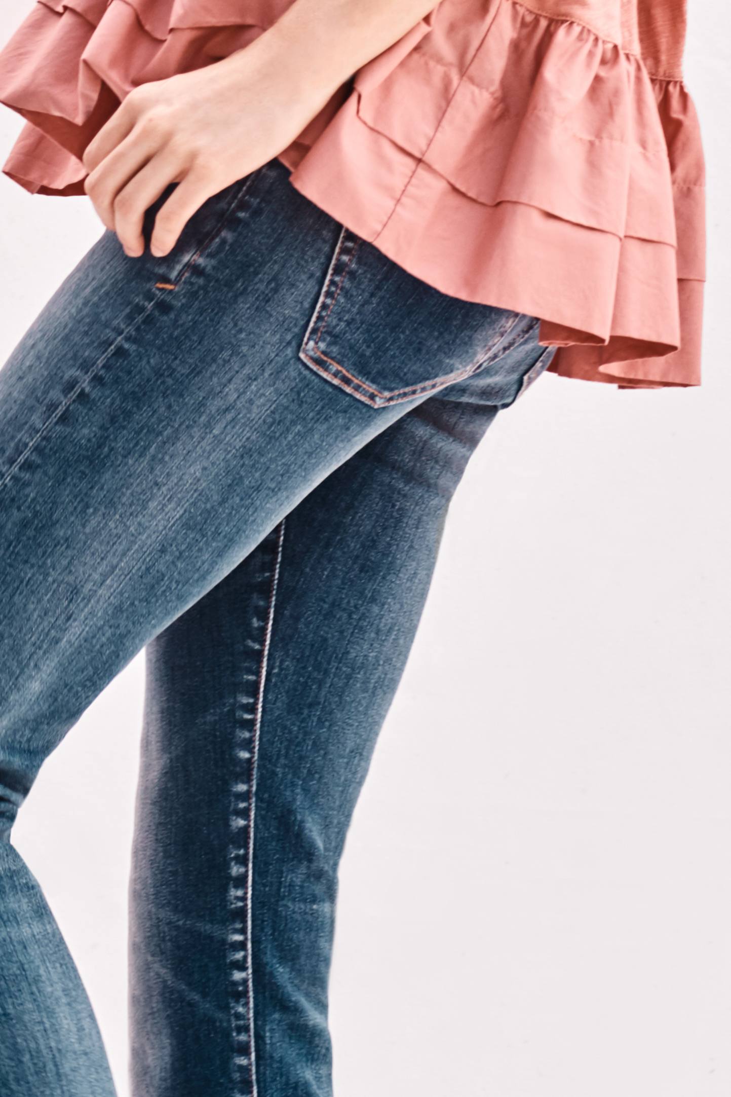 Pilcro Parallel Mid-Rise Jeans | Anthropologie