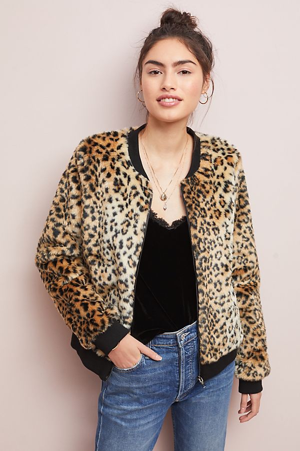 Slide View: 1: Leopard Faux Fur Jacket