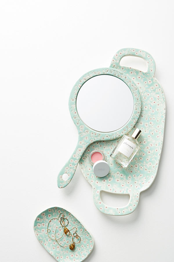 Slide View: 5: Windswell Vanity Collection