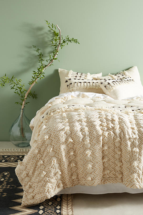 Slide View: 1: Tufted Pointilliste Quilt