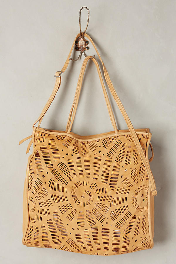 Slide View: 1: Perforated Spiral Tote
