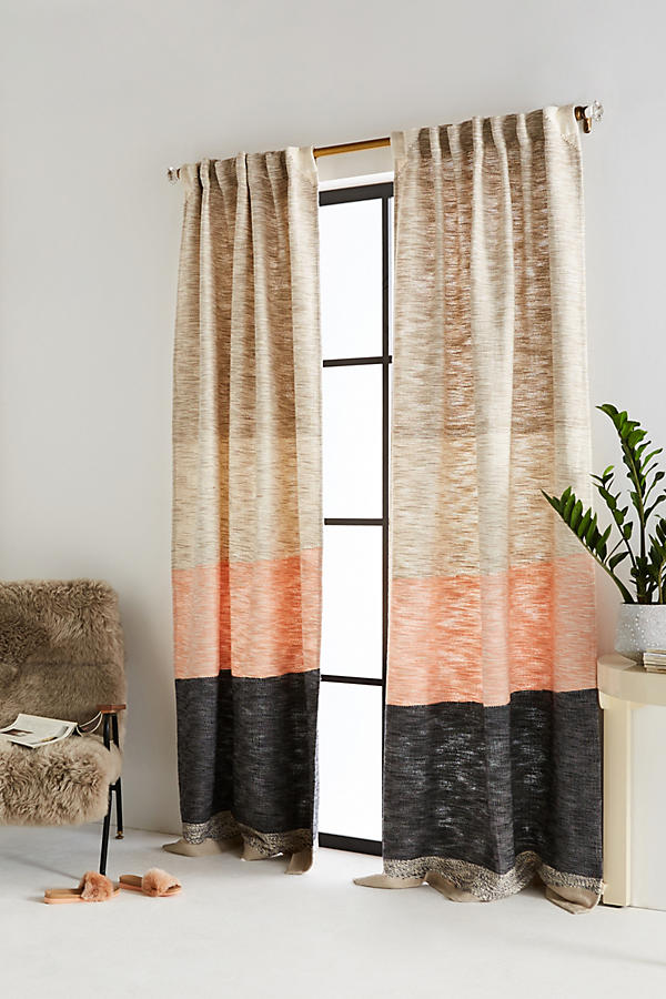 Slide View: 1: Karel Curtain