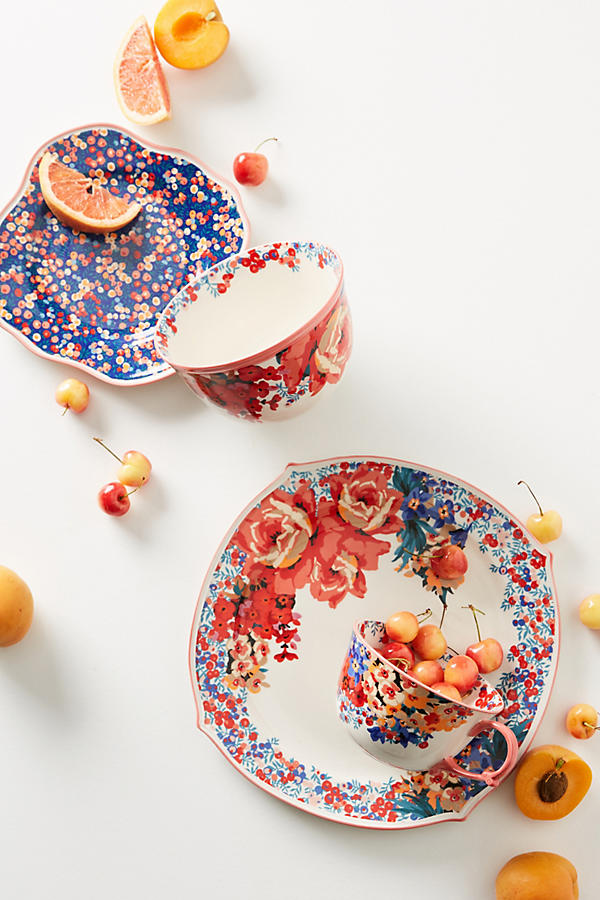 Slide View: 2: Liberty for Anthropologie Wiltshire Garden Dinner Plate