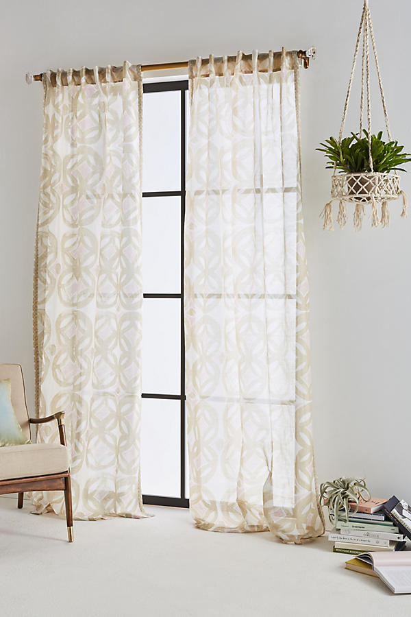 Slide View: 1: Avrille Curtain