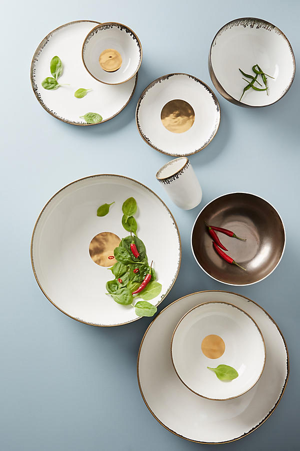 Slide View: 4: Focal Dinner Plate