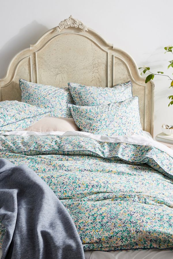 49 Luxurious Comforter Sets To Turn Your Bedroom Into A Private