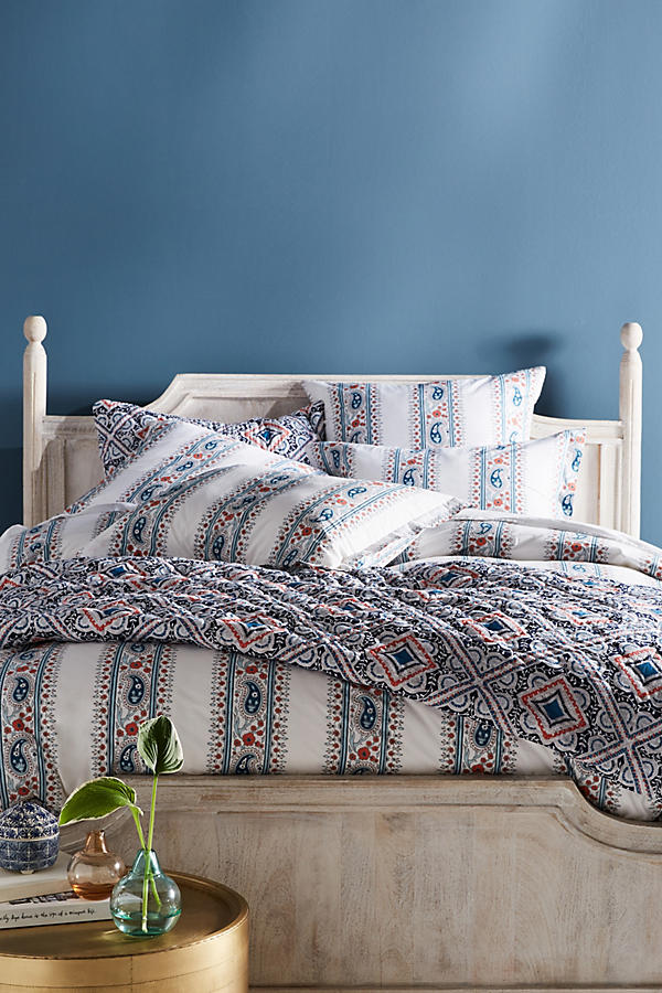 Slide View: 1: John Robshaw Dassi Duvet