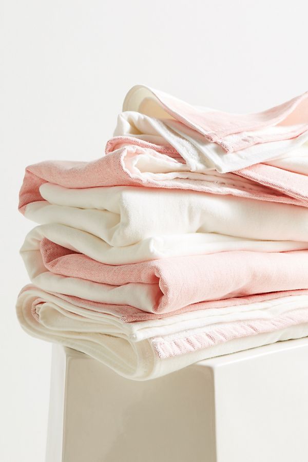 Slide View: 1: Kassatex Greenwich Color Block Towel Collection