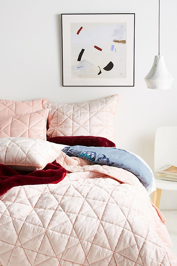 Slide View: 1: Luxe Velvet Quilt