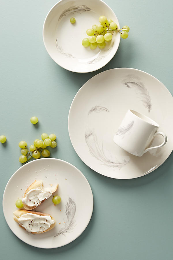 Slide View: 2: Plumes Dinner Plate